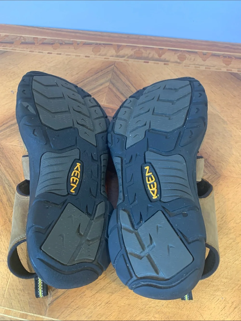 Keen Men's 12 Brown Leather Closed-Toe Newport Rugged Waterproof Leather Sandals